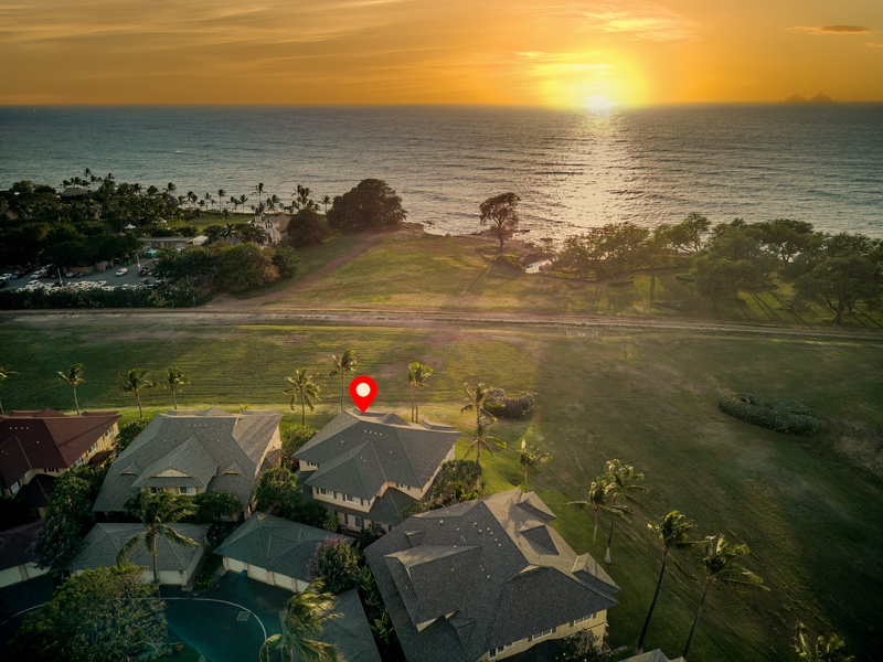 An aerial view of the condo and the ocean.