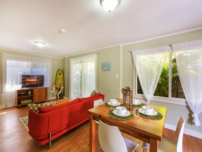 Enjoy meals in the guest cottage dining area, filled with natural light and charm.