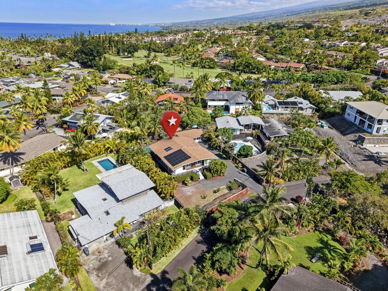 Stay in a quiet Kona neighborhood just minutes from the coast, with easy access to beaches, dining, and island adventures.