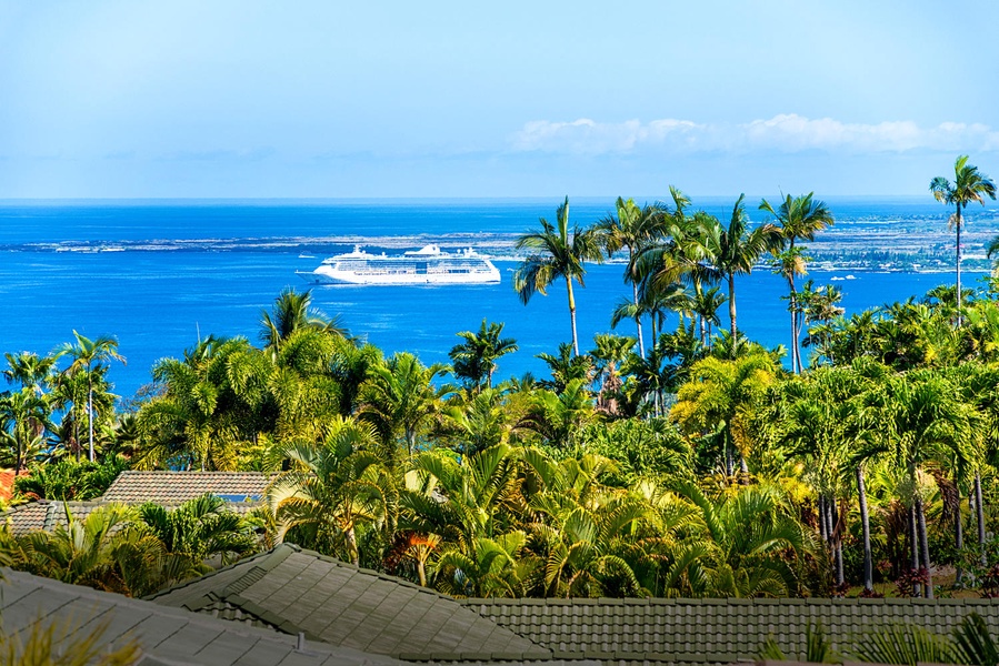 Live the Hawaiian Dream with Our Beautifully Appointed and Relaxing Vacation Rental.