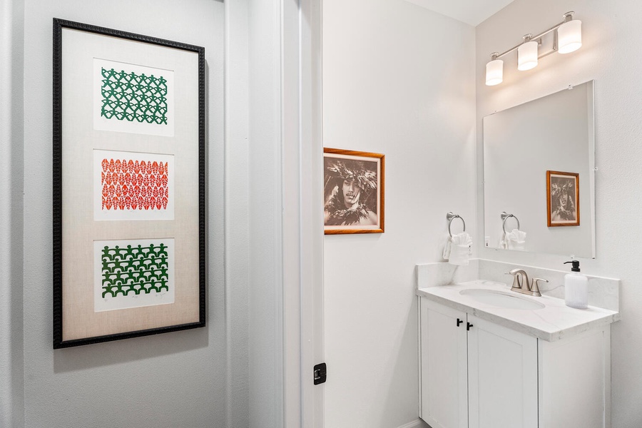 75179 Kamilo St KailuaKona HI-large-052-098-Powder Room-1500x1000-72dpi