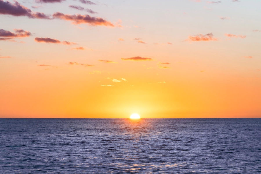 Brilliant sunset over the Pacific, a nightly Kona spectacle.