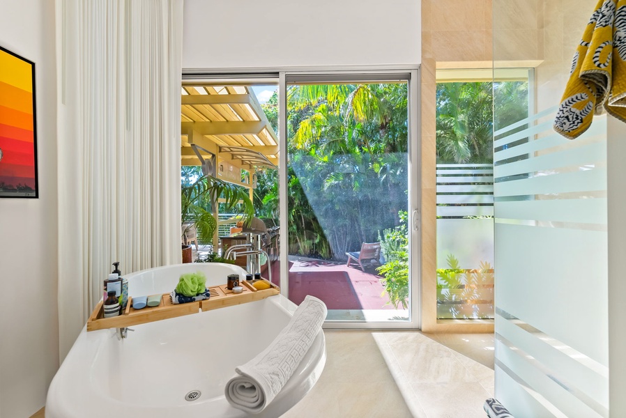 Refresh and rejuvenate in this spa-inspired oasis surrounded by nature.