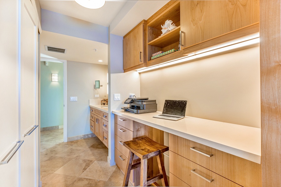 Mahana 1119 includes a quiet workspace perfect for planning or catching up between beach days.