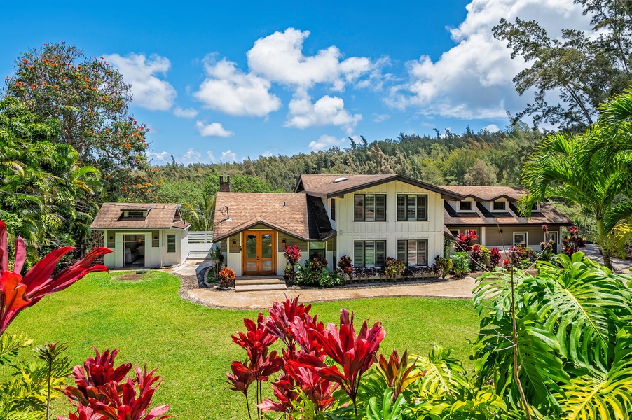 Welcome to Mele Makana, a private and gated home in Haleiwa