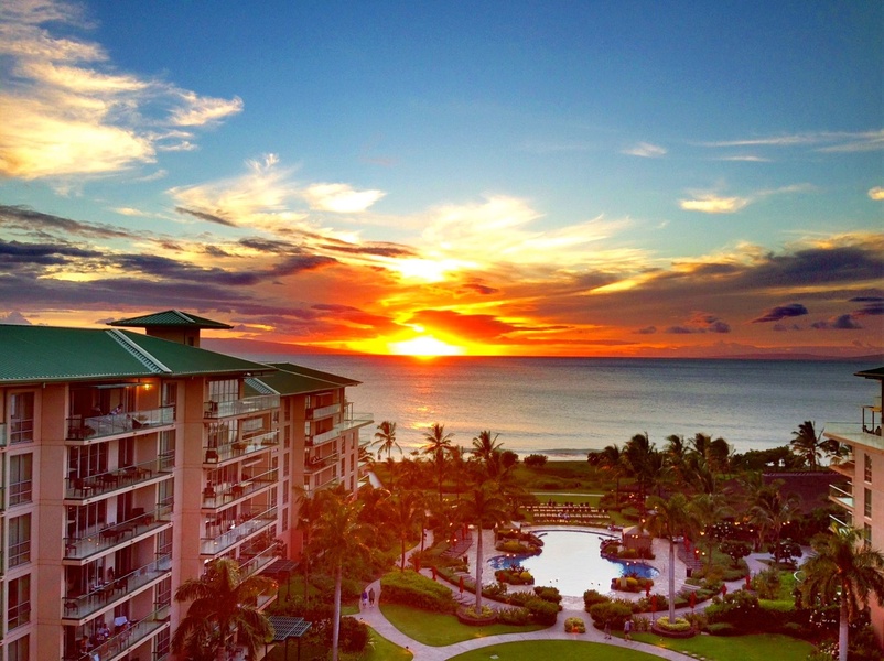 Catch stunning island sunsets from the cozy lanai at Honua Kai Hokulani 825.