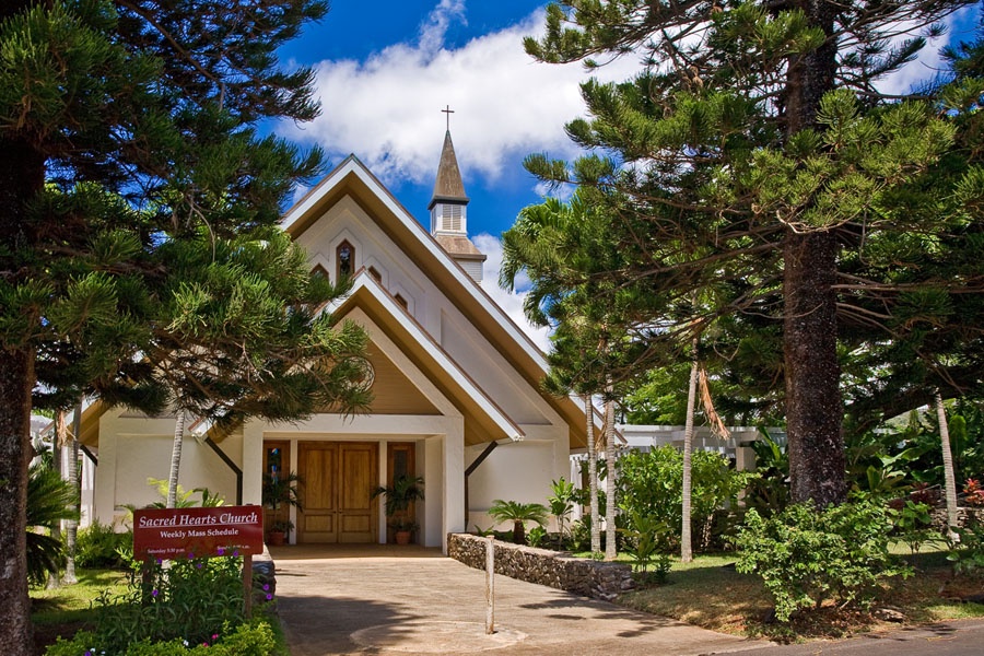 Visit Kapalua`s Sacred Hearts Church