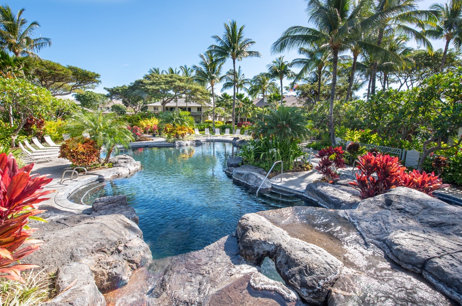 Palm Villas Beautiful Lagoon Style Pool