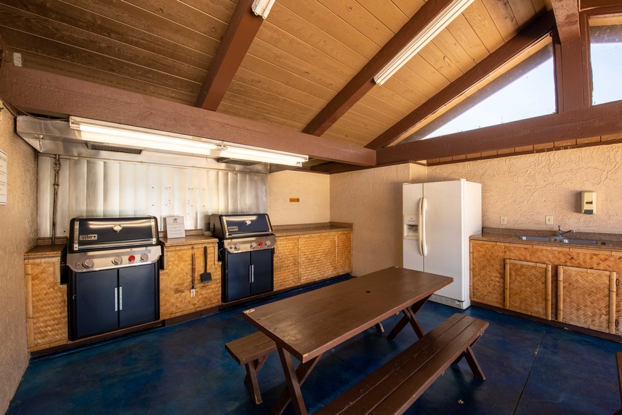 Cabana B offers a shaded grilling pavilion and picnic-style dining, perfect for poolside meals with family and friends.