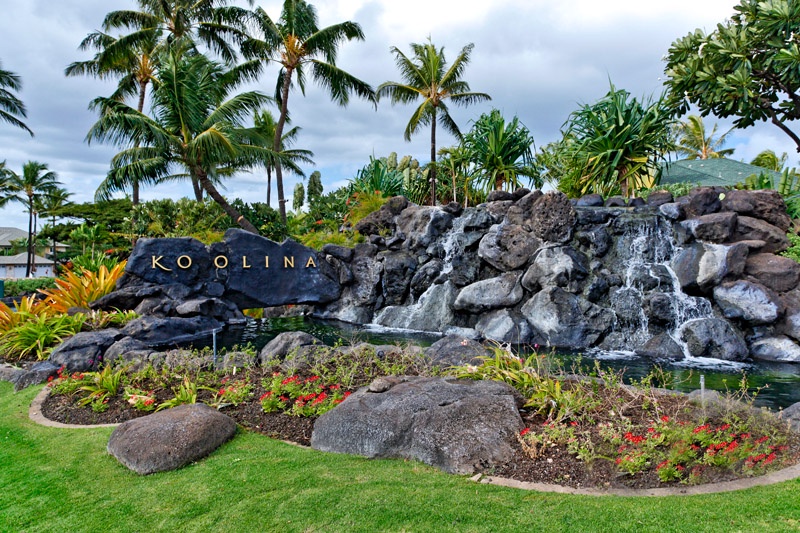 The Ko Olina entrance welcomes you to Hawaii.