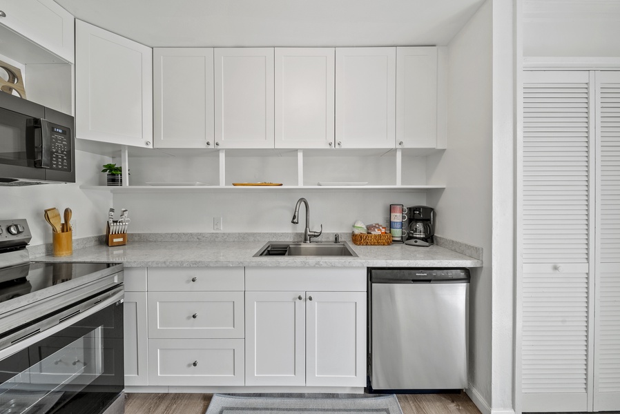 All the essentials in the kitchen.