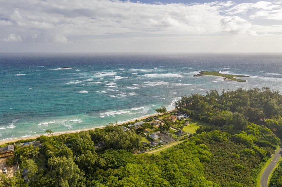 Nearby towns include Kahuku and Laie