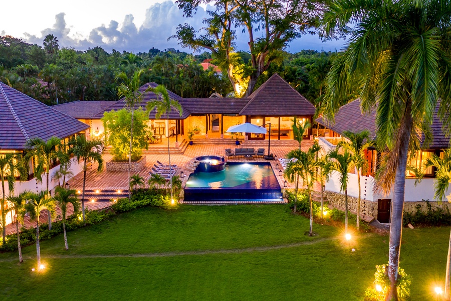 A mix of traditional and modern elements, providing a comfortable and stylish retreat.