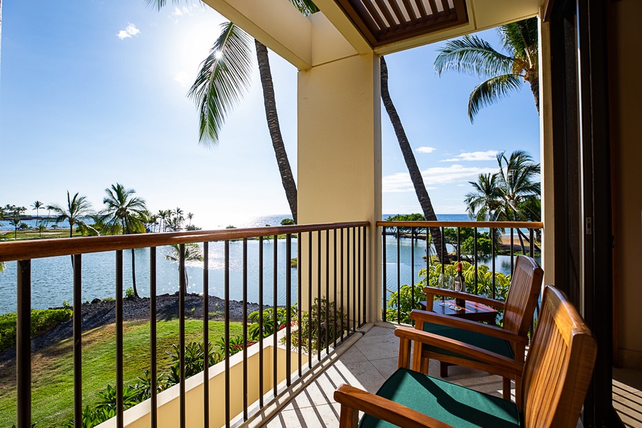 Gorgeous ocean views from the lanai!