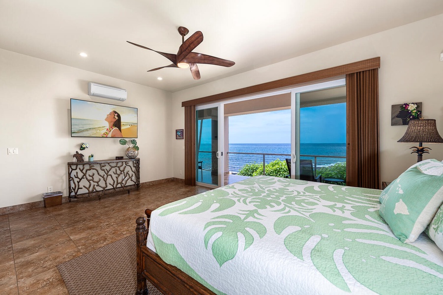 Drift off to gentle surf, wake to an ocean horizon—with split A/C and tropical window treatments for a perfect nights rest.