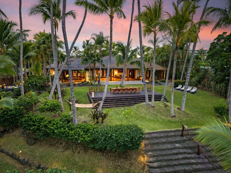 A stunning tropical villa creates the perfect Hawaiian paradise setting.