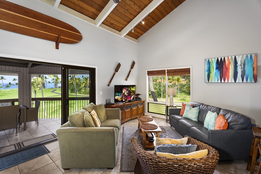 Enjoy the tropical weather or stay cool in the A/C the choice is yours!
