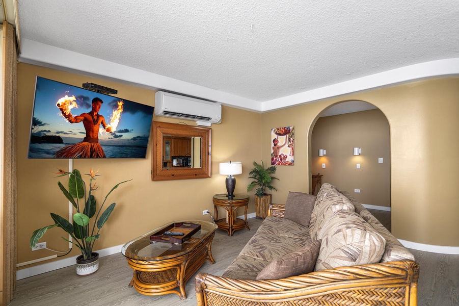 Cozy living room with island decor and Queen sleeper sofa