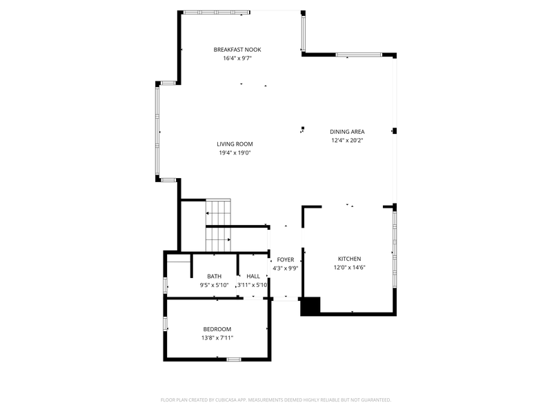 Ground floor plan showcasing living and dining areas.