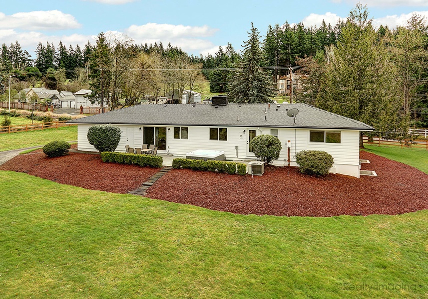 Gather the whole group in this lovely 5-bedroom, 3-bathroom bungalow-style Damascus home