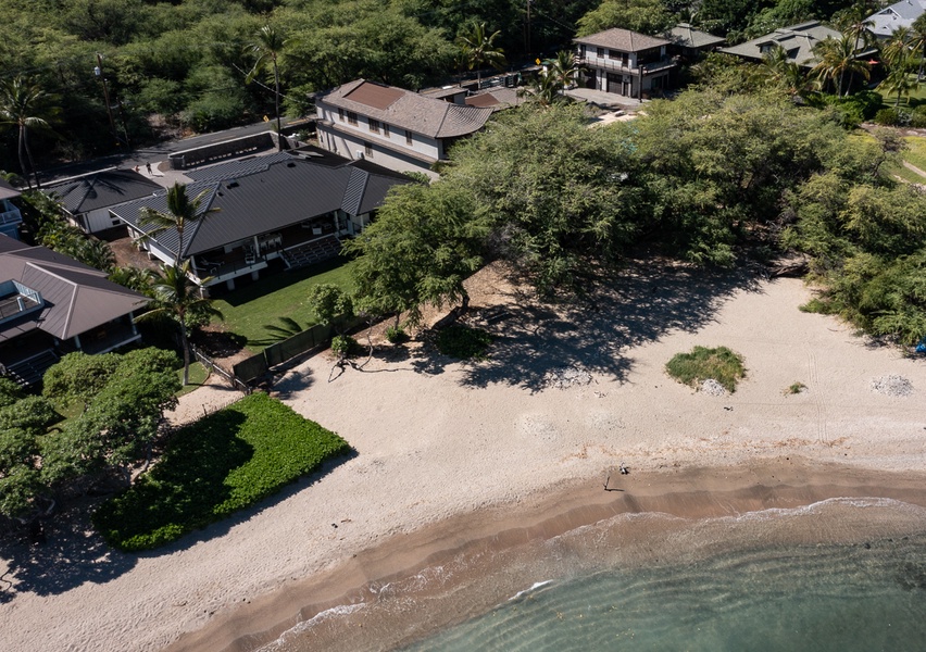 Bird eye view of the home, you can see how close to the beach it is