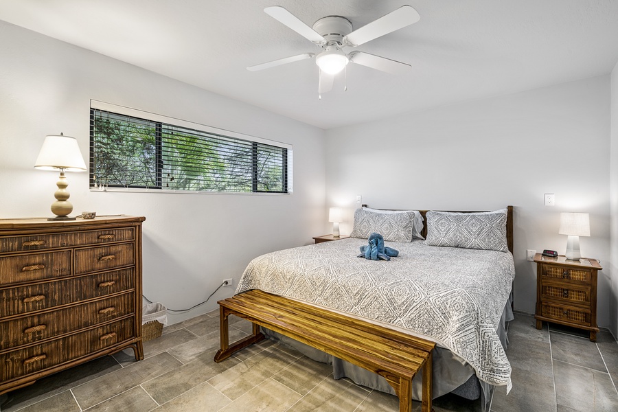 Large air conditioned bedroom with King bed!