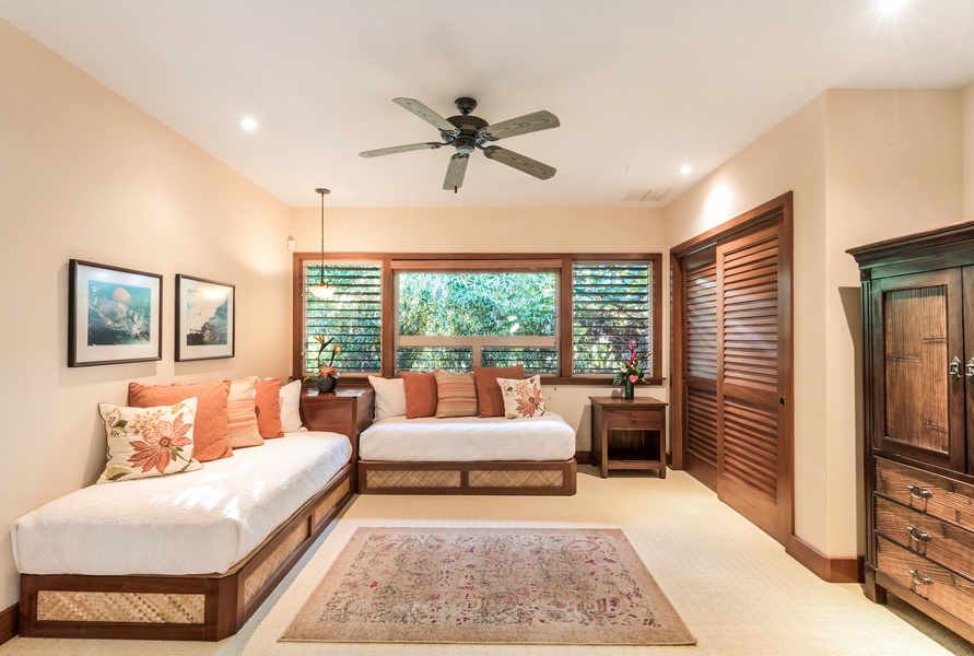 Downstairs Guest Room w/ Twin Beds That Can Be Converted To a King, Flatscreen Smart TV, Sonos Sound System and Ensuite Bath.