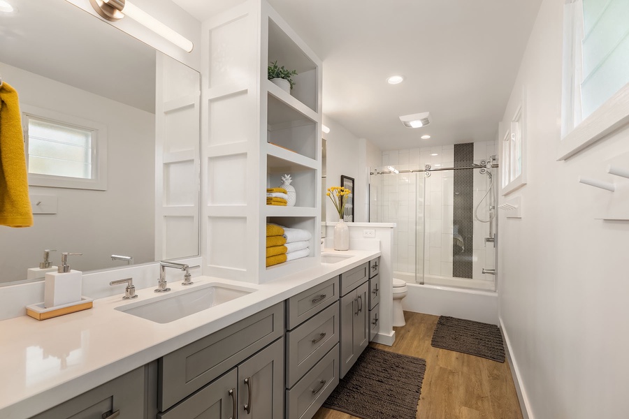 Guest House Bathroom