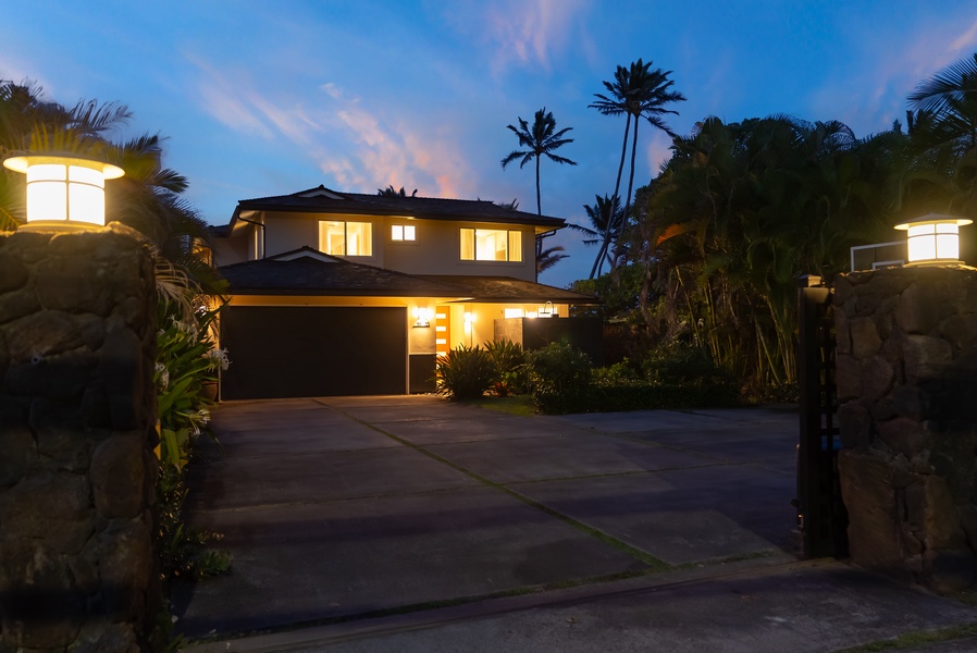 Twilight at Laie Beachfront Estate