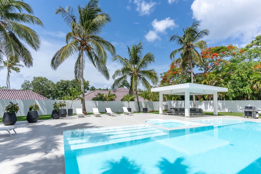 Enjoy a dip in the pool at Casa Deco at Casa de Campo.