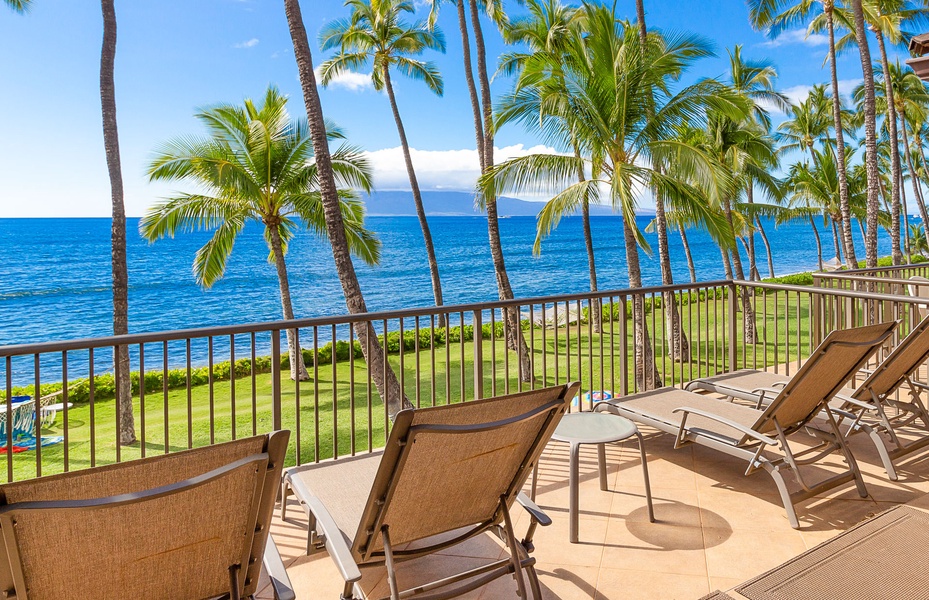 Unwind on the lanai with uninterrupted ocean views and the soothing sound of the waves.