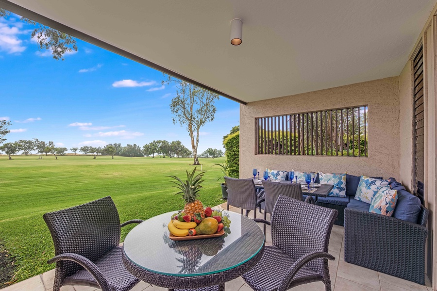 Dining and Lounging Options on the Lanai