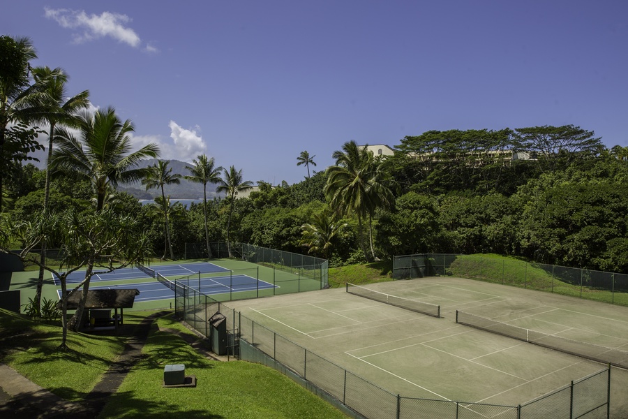 Start the day with tennis or pickleball under sunny North Shore skies.