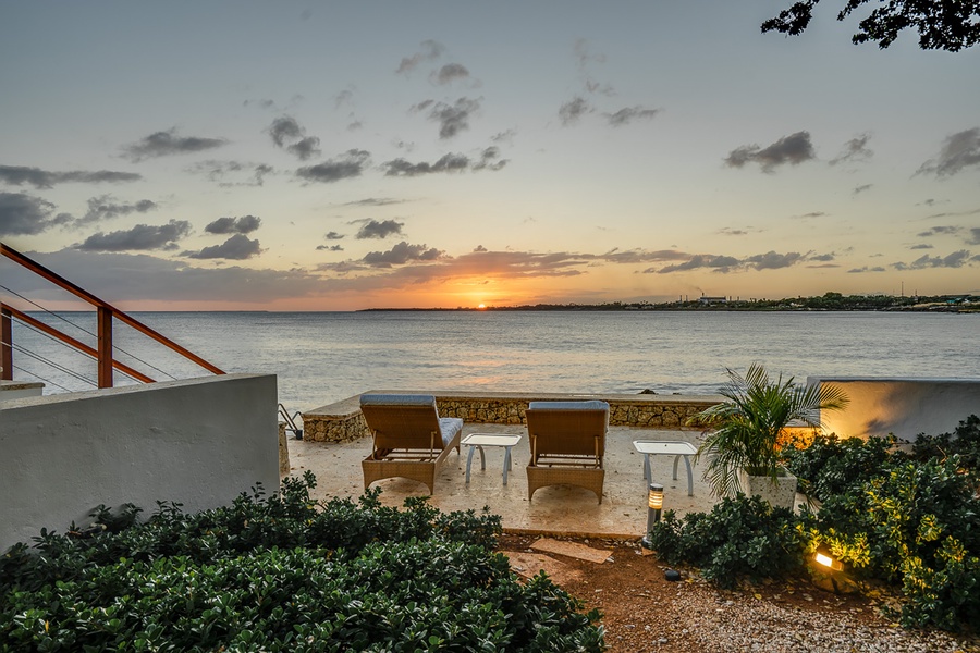 Lounge and savor the sunset at Punta Aguila 10, your tropical Casa de Campo getaway!