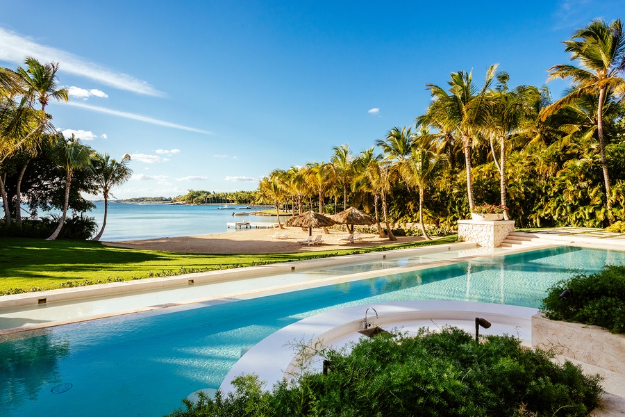 Punta Minitas pool area with stunning beach views.