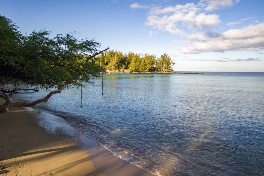 Wailea Bay, also known as Beach 69's is steps away from Hui Pu
