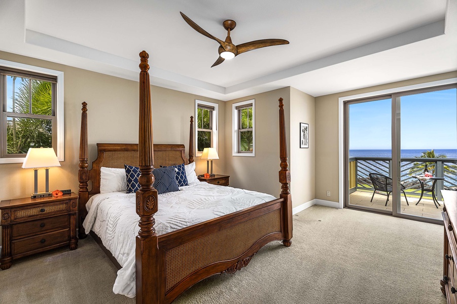Primary suite equipped with King bed, A/C, Lanai access, ensuite and incredible ocean views