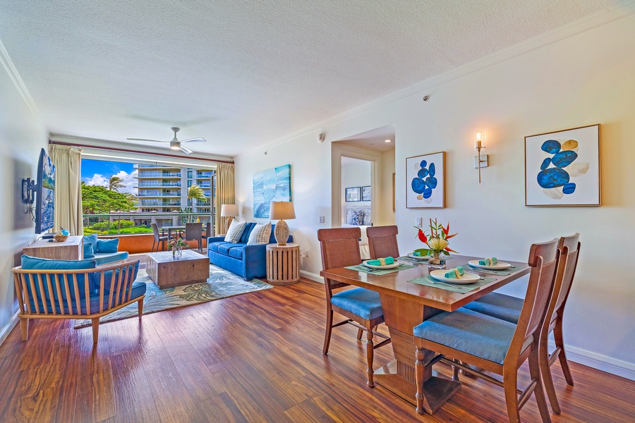 Honua Kai Konea 206’s open layout flows from living to lanai with ease.