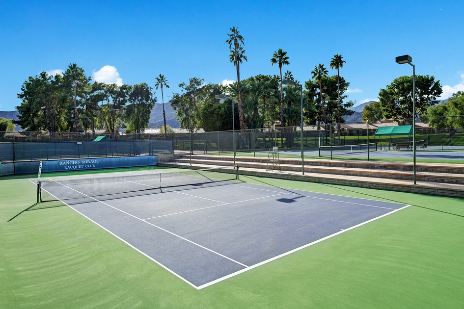 COMMUNITY TENNIS COURTS.jpg mls