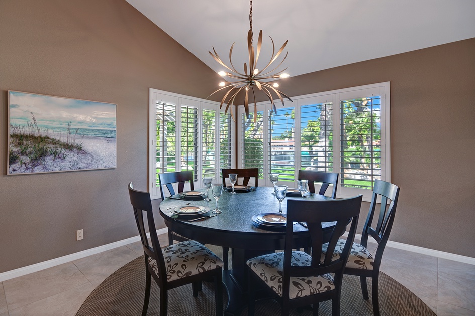 DINING SPACE