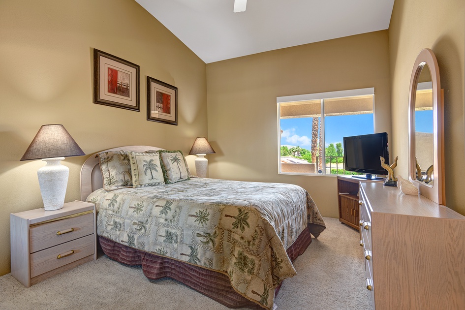 GUEST BEDROOM.jpg mls