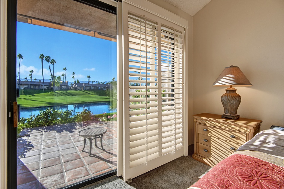 VS946 - Palm Valley Waterfront - Meredith Lodging