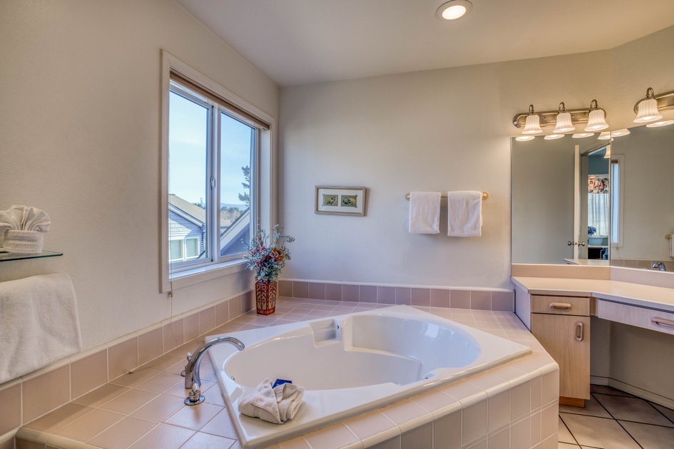 Bathroom, Victorian In Bloom