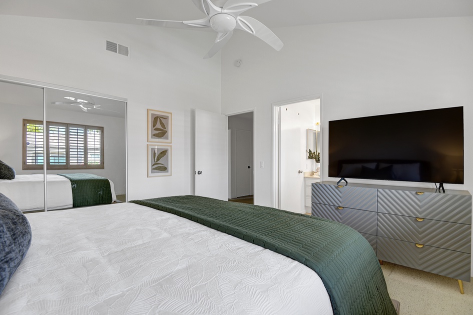 V3947- Greens and Dreams- Meredith Lodging