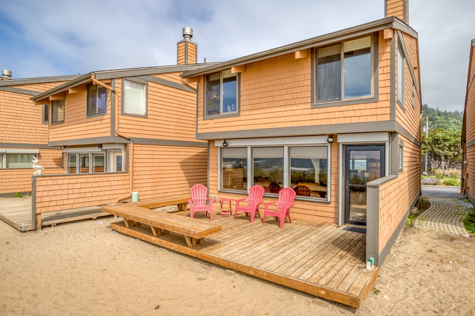 Breakers Beach House 7