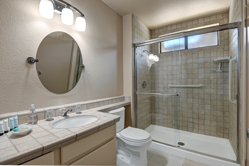 GUEST BATHROOM