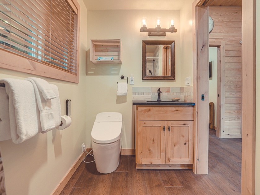 RV Bathroom Ideas: 21 mind blowing RV bathroom renovations