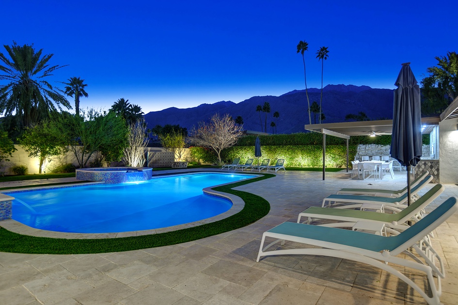 Book The Summit, Palm Desert Home Rental with Pool