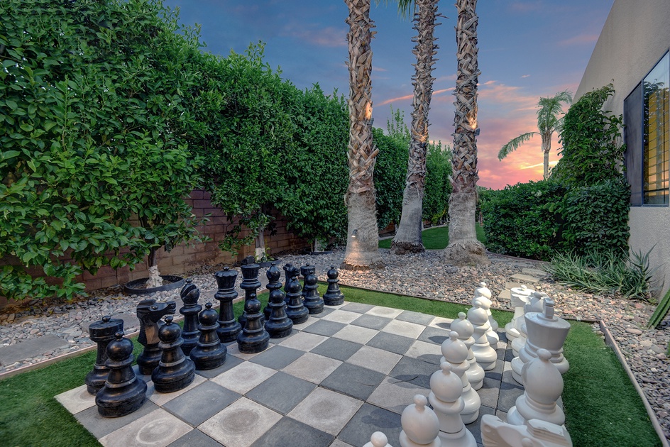 SUNSET CHESS BOARD