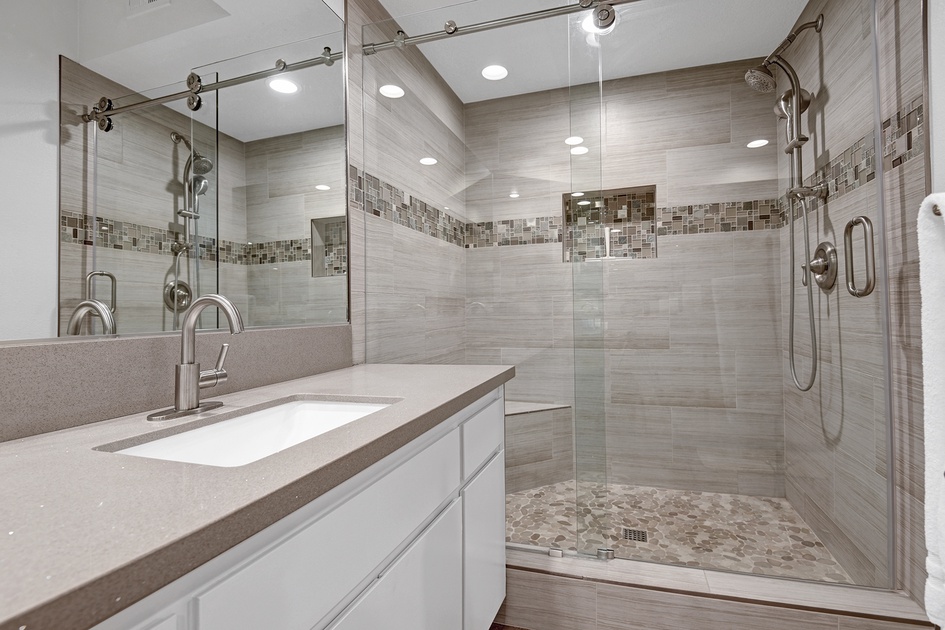 PRIMARY SHOWER.jpg mls